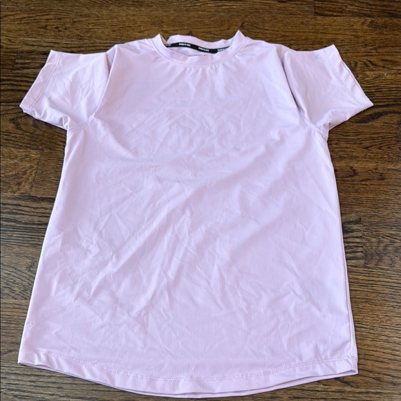 Kenneth Cole Soft Pink Tee - Picture 1 of 3